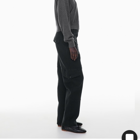 Aritzia Black Cargo Pants - Picture 2 of 11